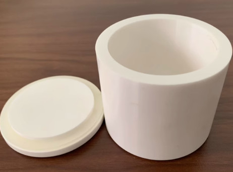 Low Thermal Shock 5Y-TZP With Thermal Barrier Coating Zirconia Grinding Vessel 2mm Reinforced Wall Thickness