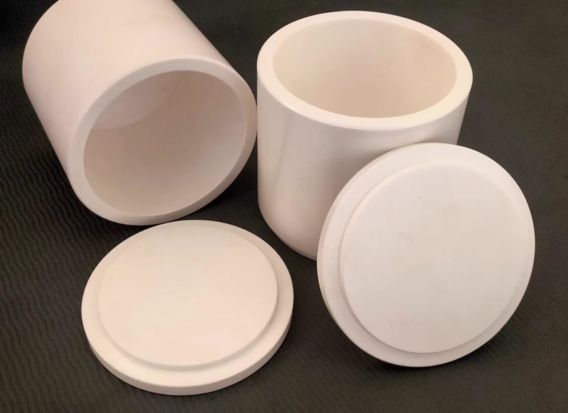 Low Thermal Shock 5Y-TZP With Thermal Barrier Coating Zirconia Grinding Vessel 2mm Reinforced Wall Thickness