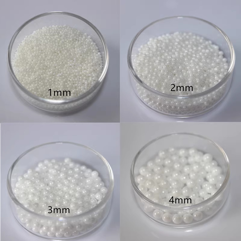 Hyper Glaze Ceramic Grinding Media Zirconia Balls Ultra Low Porosity For Ball Mill