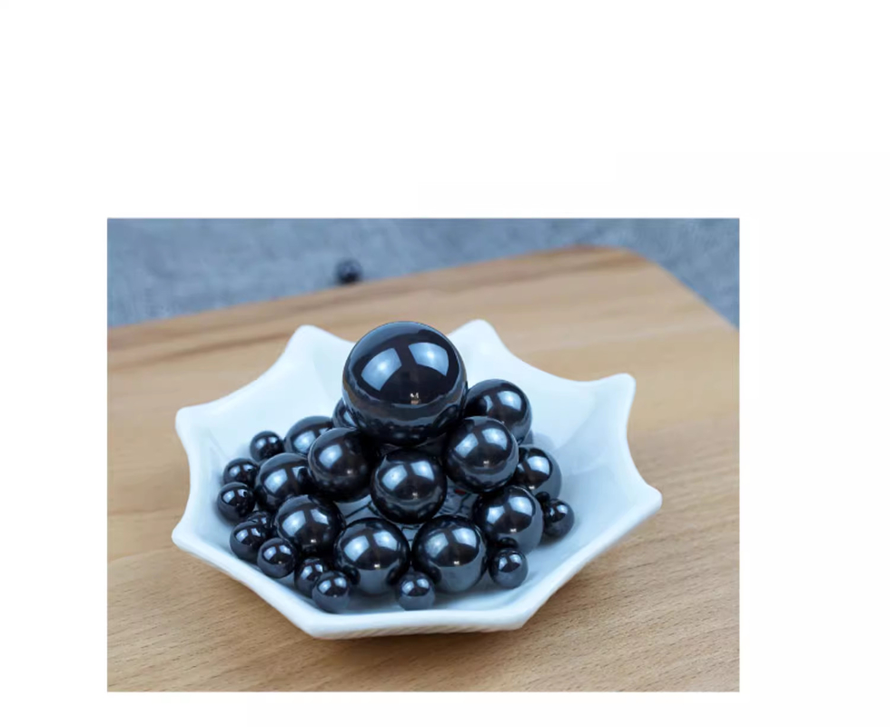 Non Oxide Lead Grinding Media Ceramic Silicon Carbide Balls Corrosion Resistance